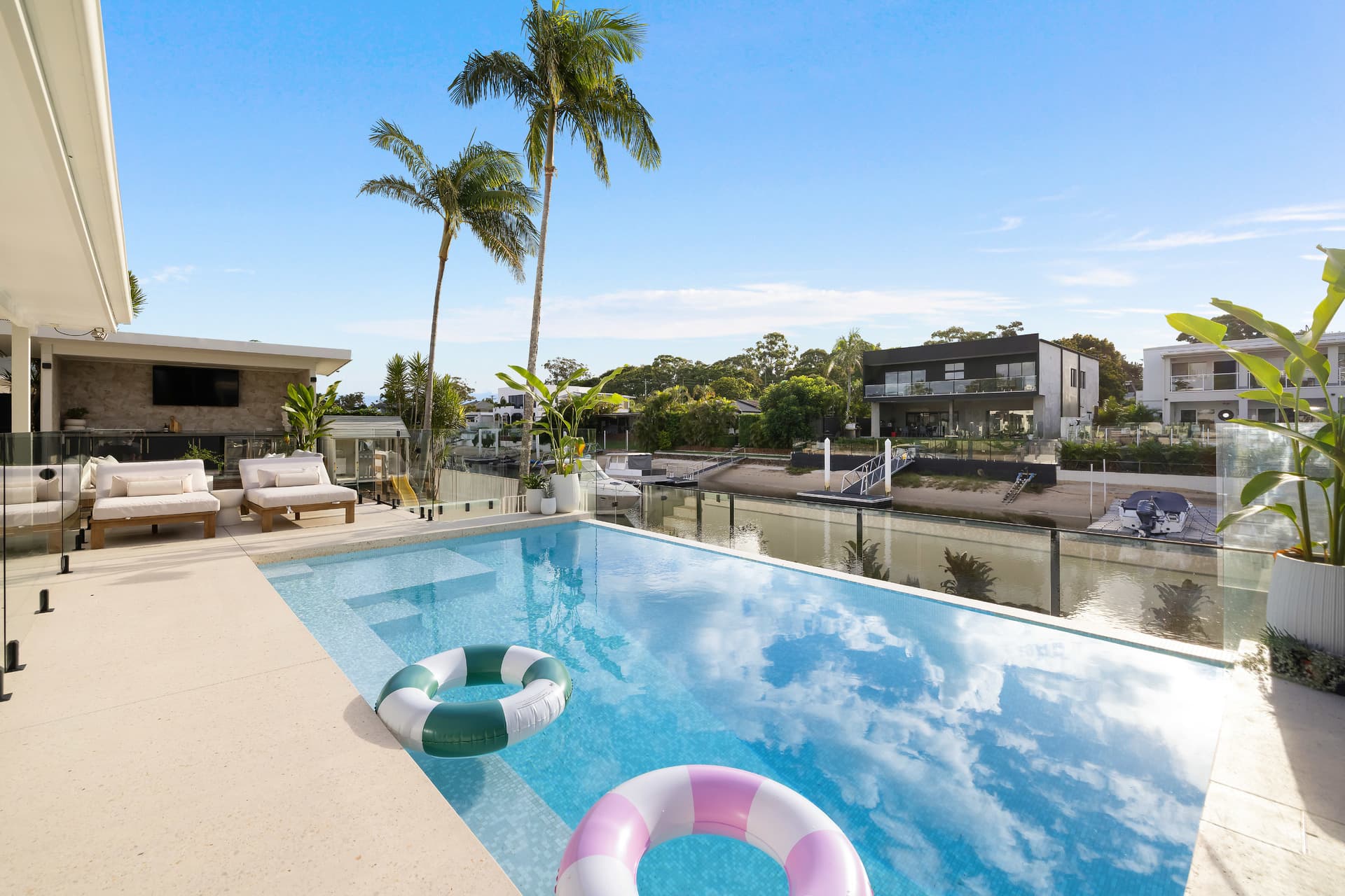 19 Key West , Broadbeach Waters, QLD, 4218, Broadbeach Waters - Thumbnail 2
