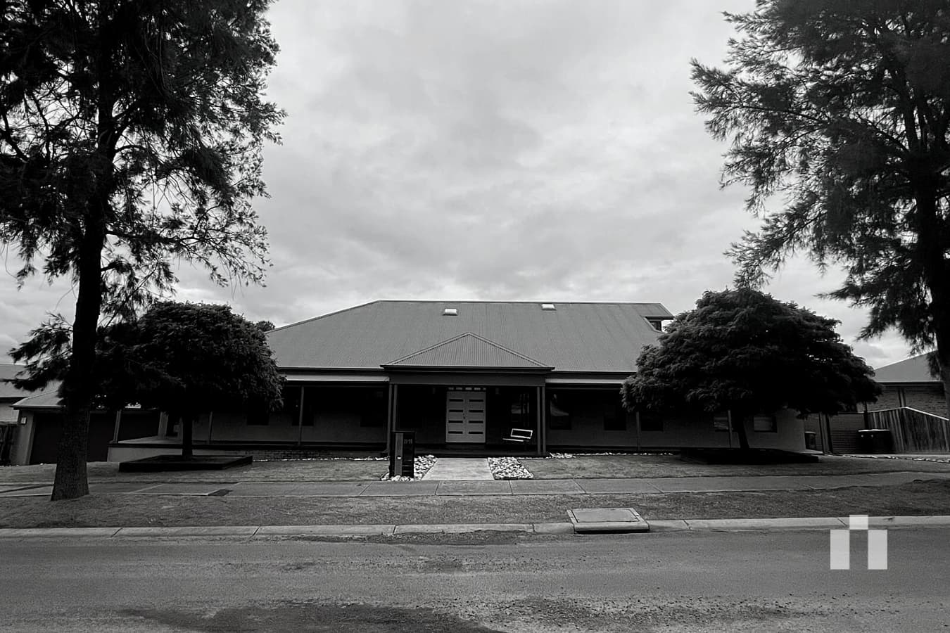 33-35 Laurimar Hill Drive, Doreen - Image 1
