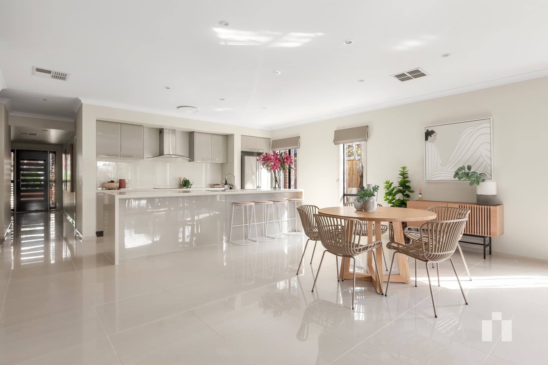 8 Stuart Place, Doreen - Thumbnail 3