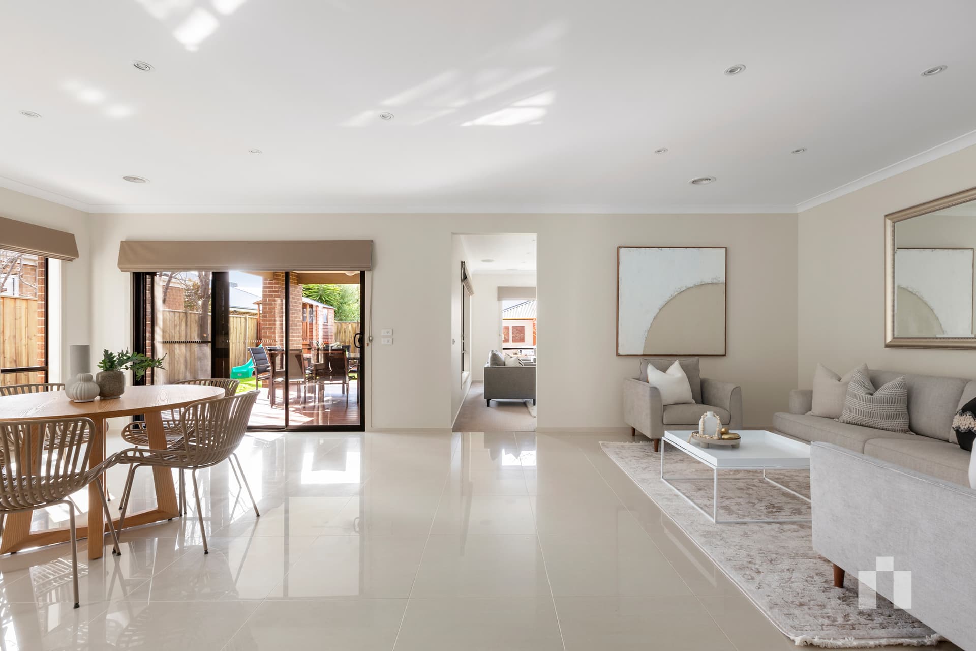 8 Stuart Place, Doreen - Thumbnail 4