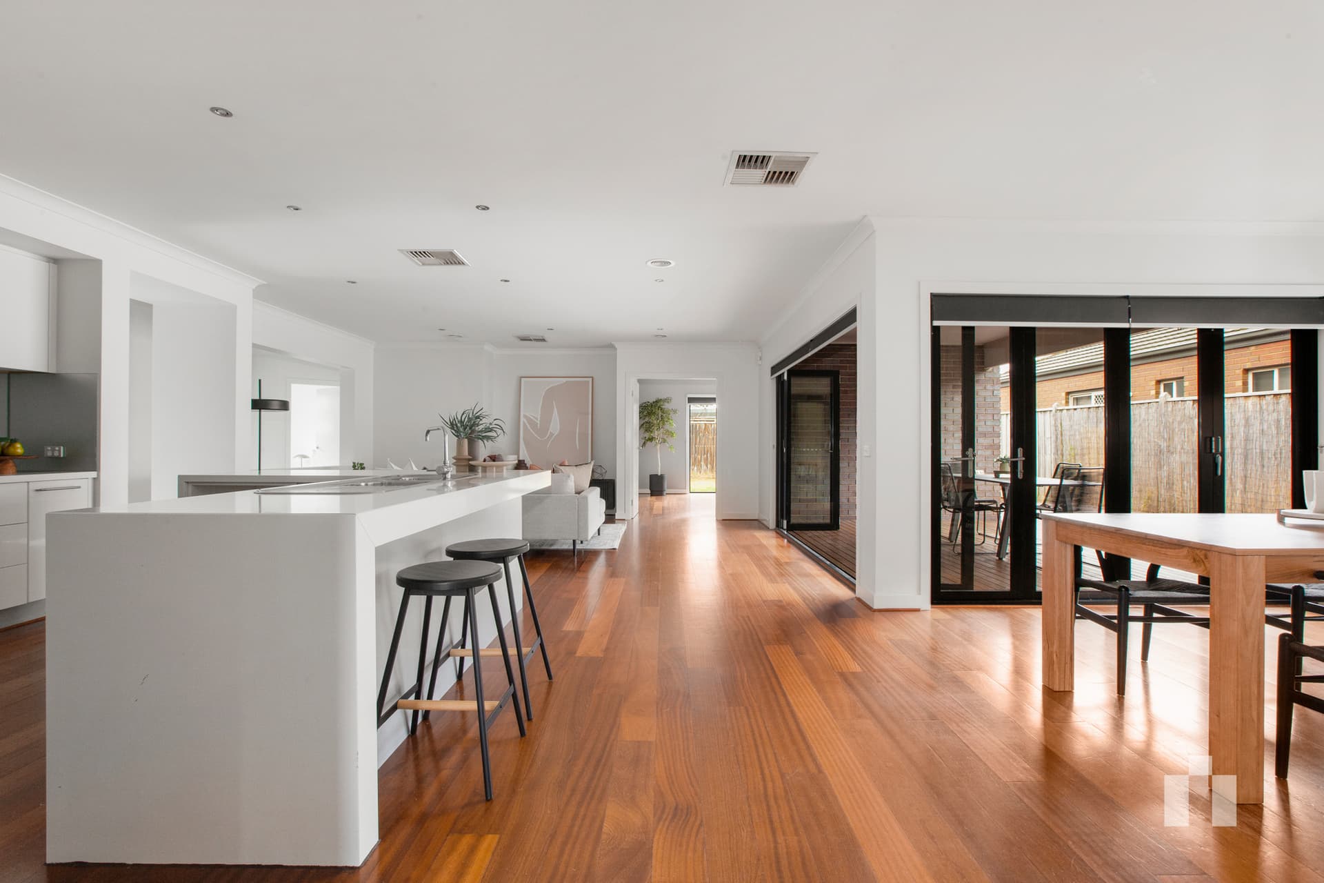 75 Riverdale Boulevard, Mernda - Thumbnail 4