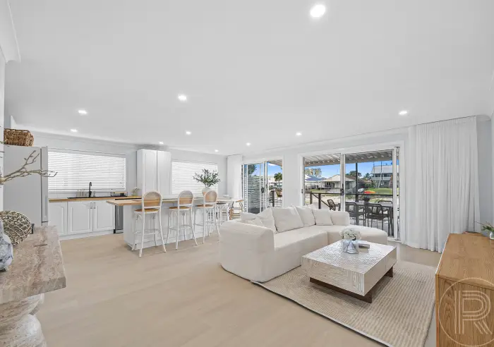 1/6 Urambi Court, Mountain Creek, Tender - Thumbnail 4
