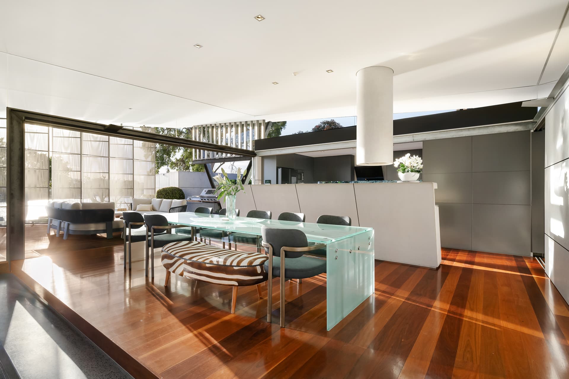 305 Monaco Street, Broadbeach Waters, QLD, 4218, Broadbeach Waters - Thumbnail 6
