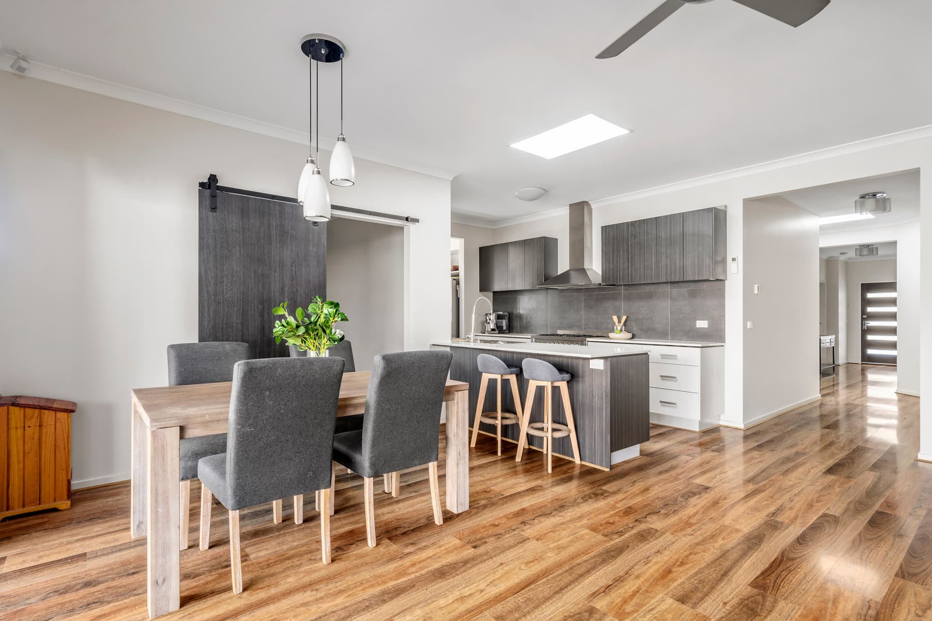 6 Bronte Crescent, Doreen - Thumbnail 4