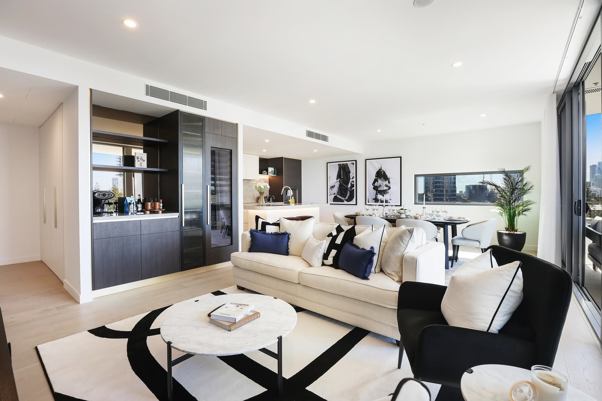 603/122 Surf  Parade, Broadbeach, QLD, 4218, Broadbeach - Thumbnail 3