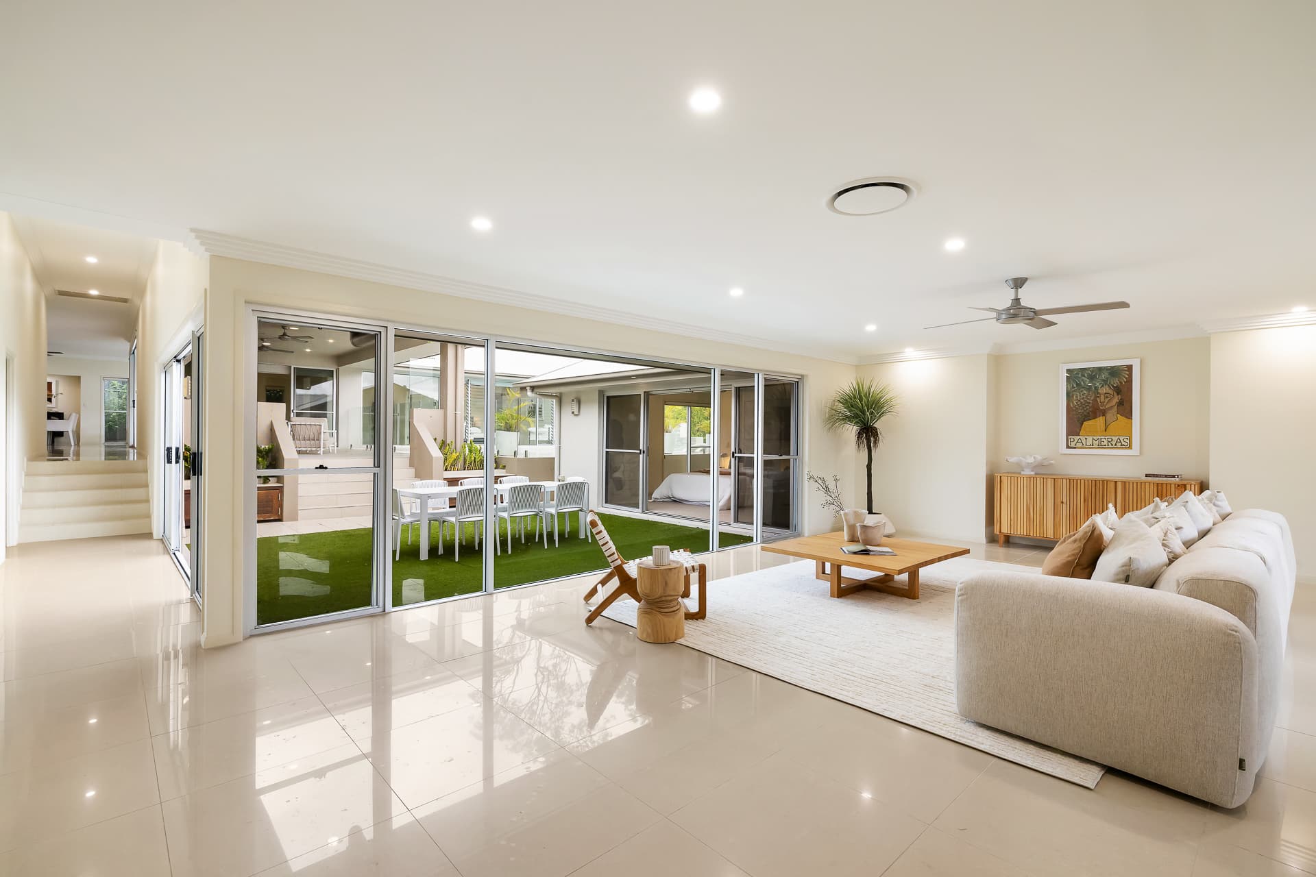 121 Alison Road, Carrara, QLD, 4211, Carrara - Thumbnail 6