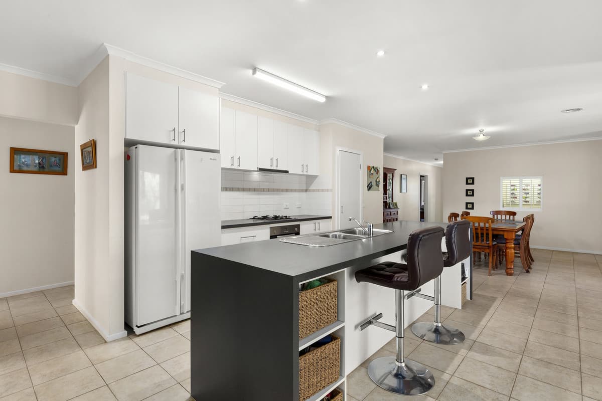 3 De Burgh Road, Drysdale VIC 3222, Drysdale - Thumbnail 6