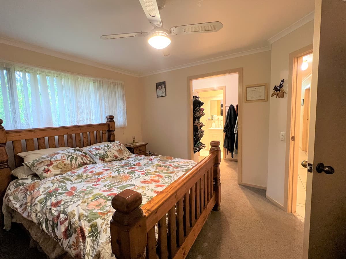 8 Clarke Street, Eaglehawk VIC 3556, Eaglehawk - Thumbnail 8