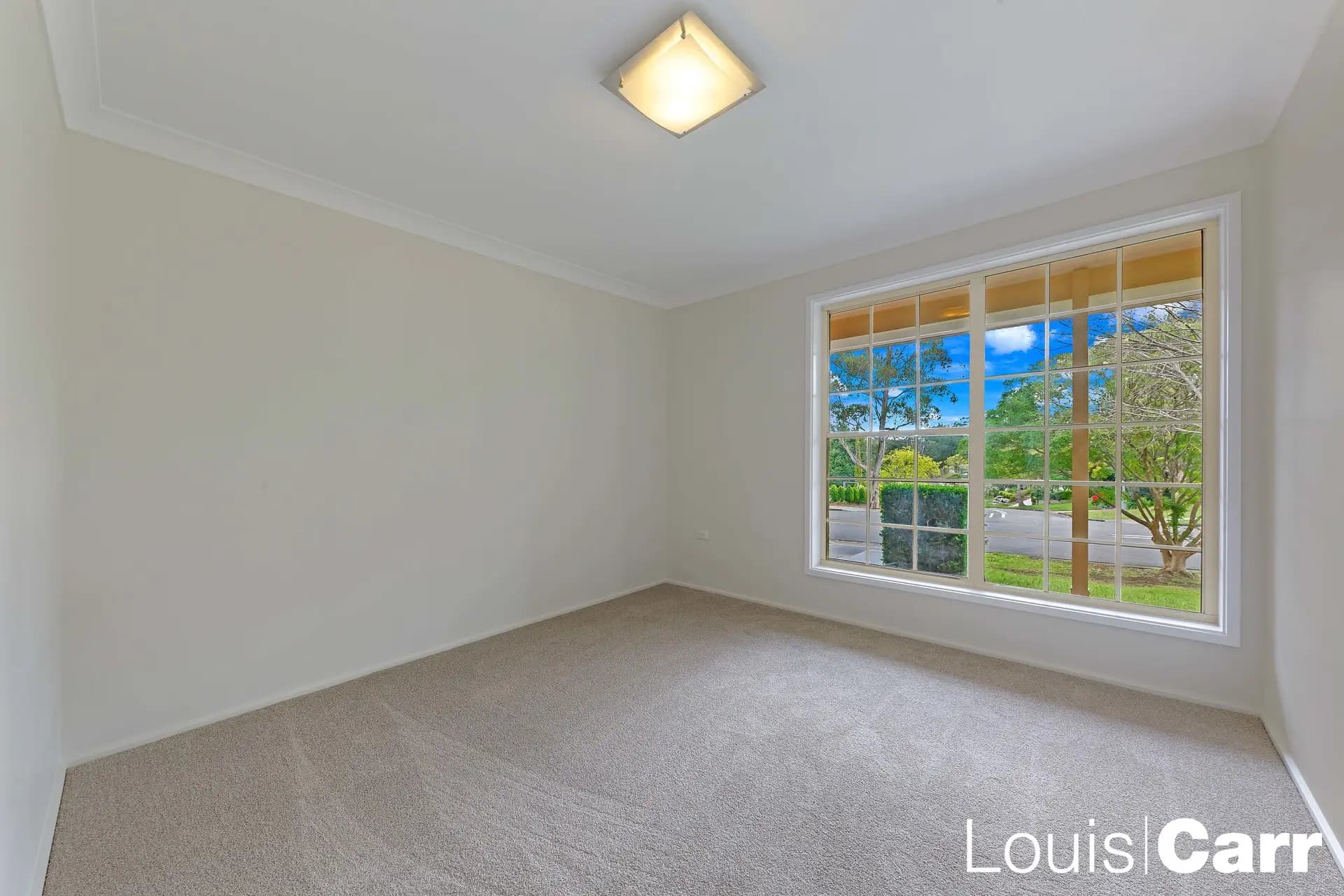 37 Gooraway Drive, Castle Hill NSW, Castle Hill - Thumbnail 3