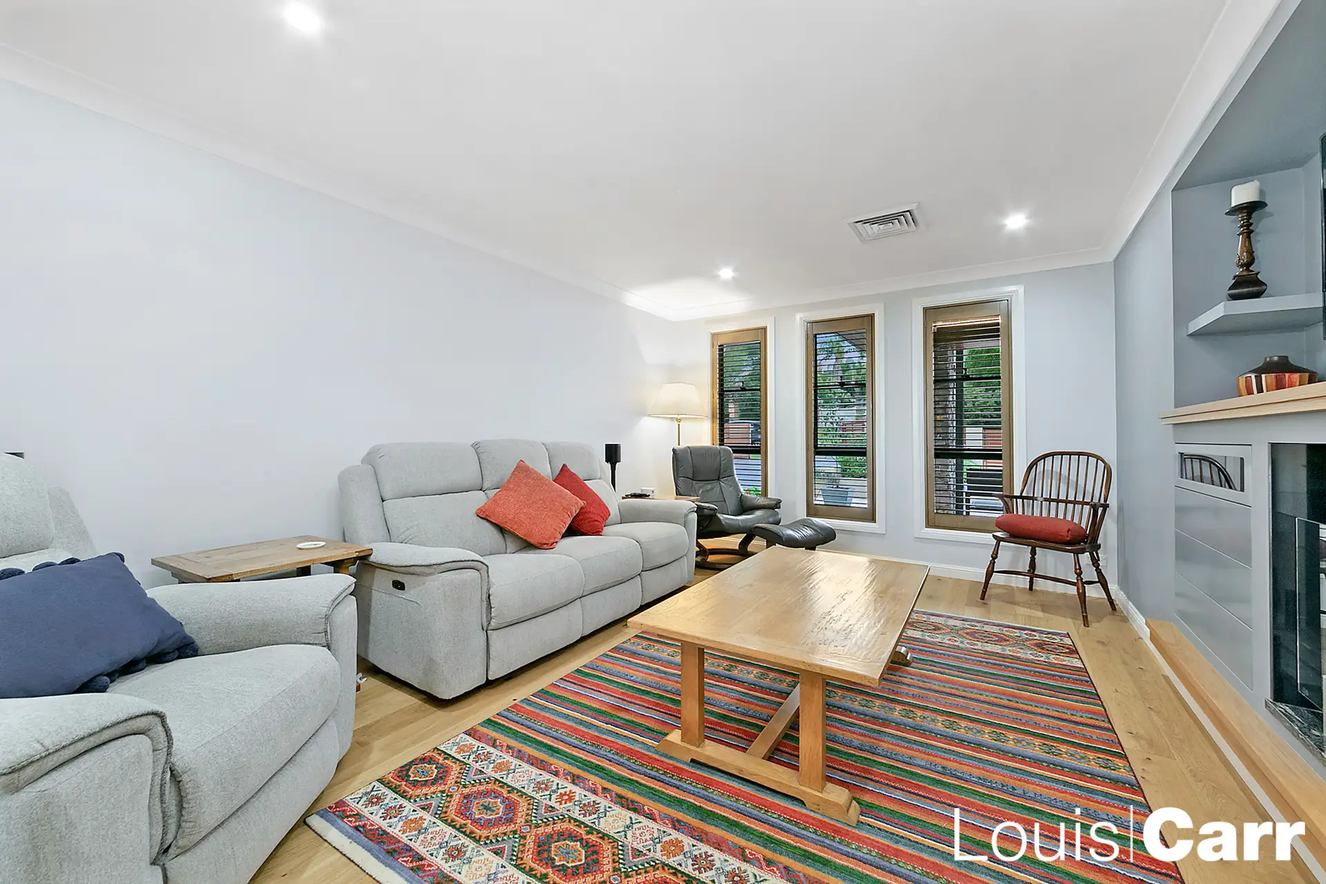 52 Ridgecrop Drive, Castle Hill NSW, Castle Hill - Thumbnail 2