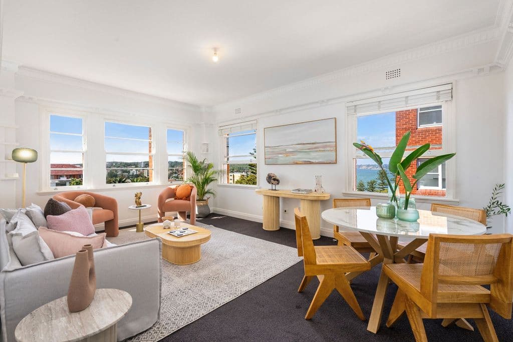 5/17 Laurence Street, Manly - Image 1