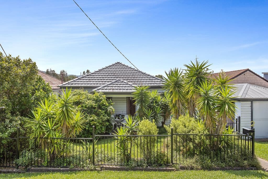 2 Phillips Avenue, West Wollongong - Image 1