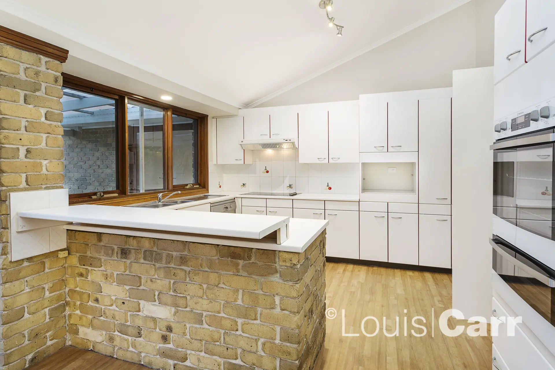 8 Sunridge Place, West Pennant Hills NSW, West Pennant Hills - Thumbnail 2