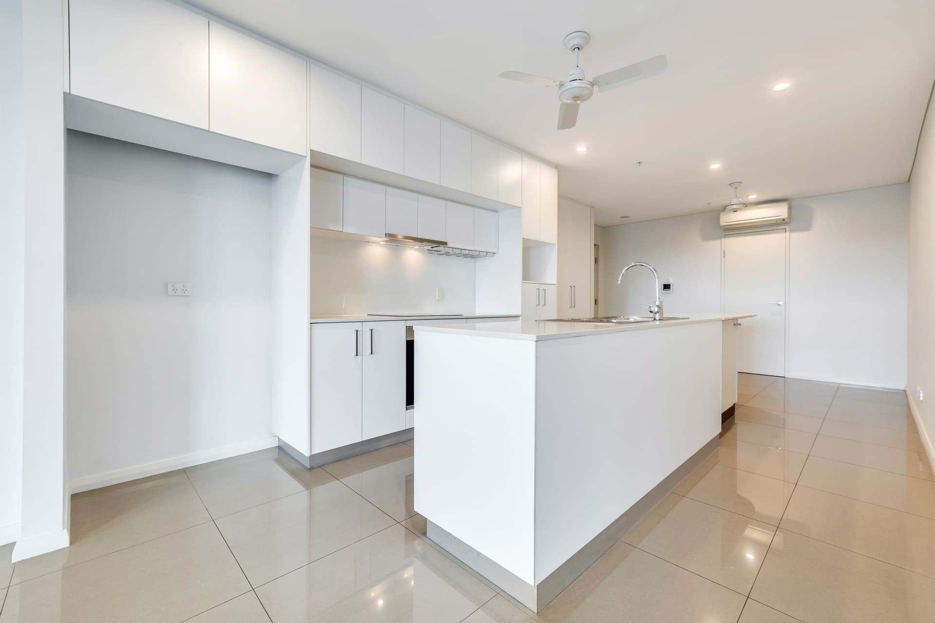 201/29 Daly Street, Darwin City, Darwin City - Thumbnail 3