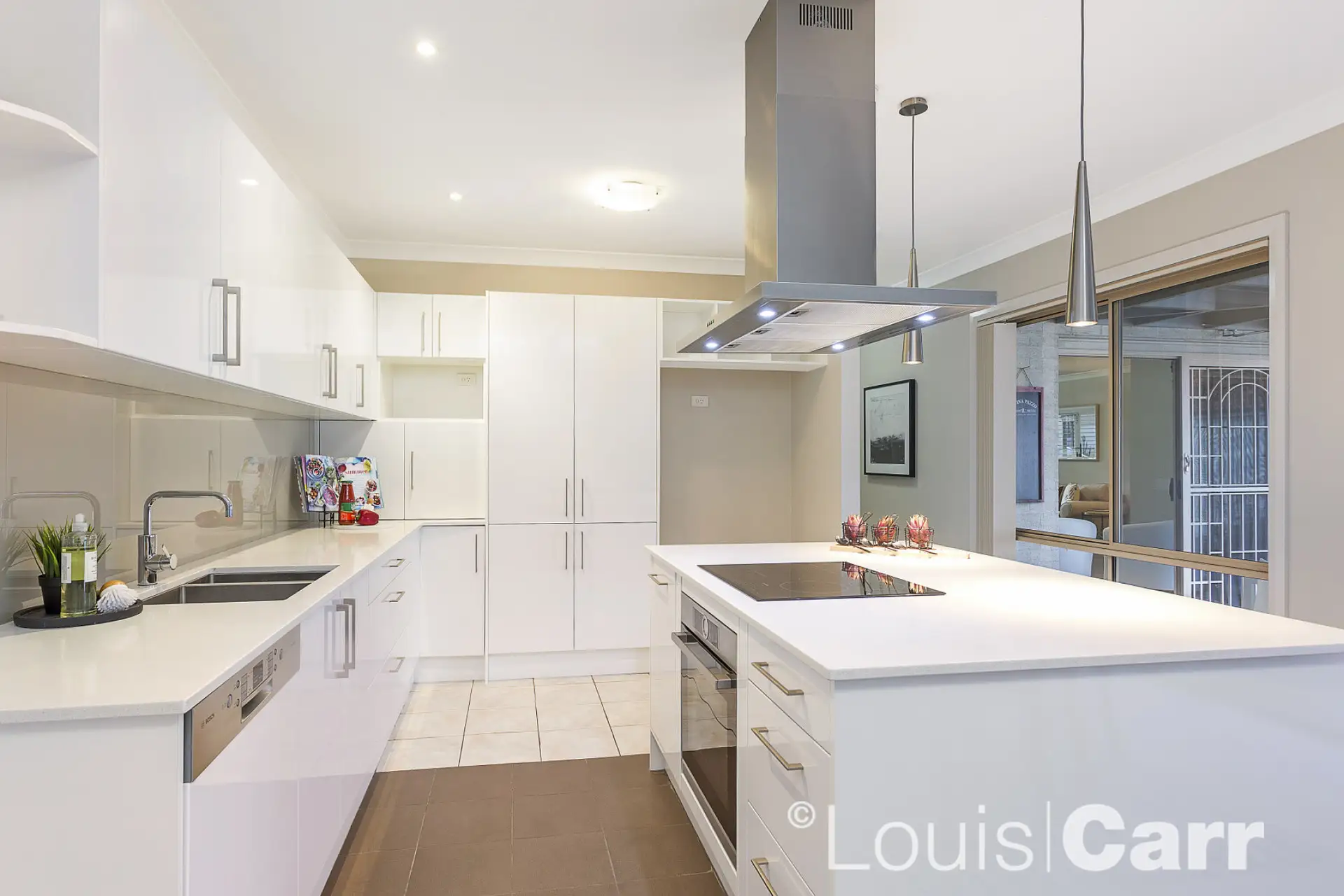 22 Tilbury Avenue, Stanhope Gardens NSW, Stanhope Gardens - Thumbnail 3