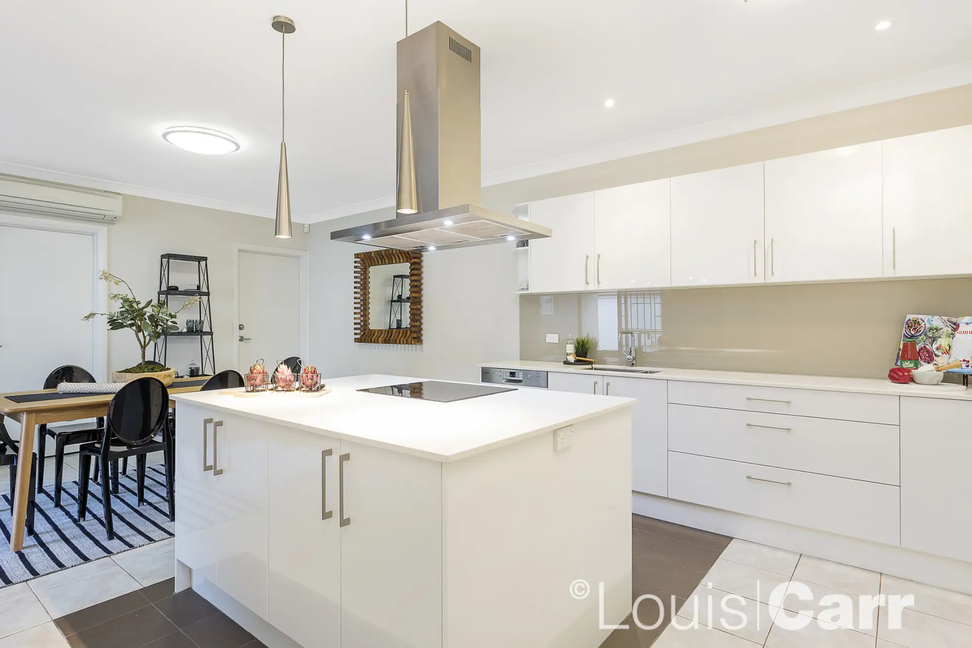 22 Tilbury Avenue, Stanhope Gardens NSW, Stanhope Gardens - Thumbnail 4