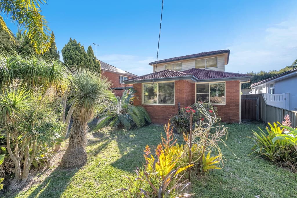 10 Dransfield Avenue, Mascot - Image 1