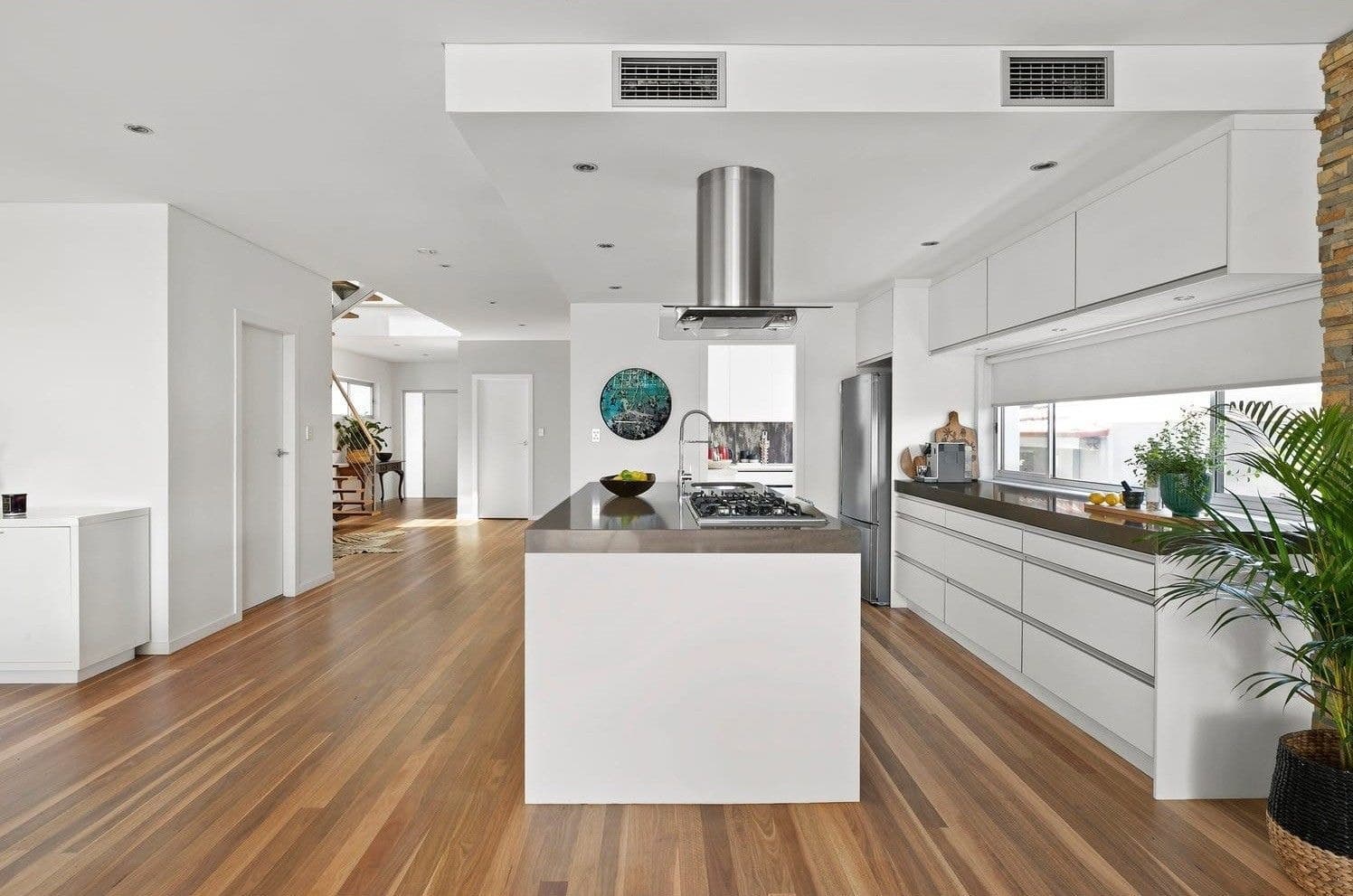 8 Holloway Street, Pagewood - Thumbnail 4