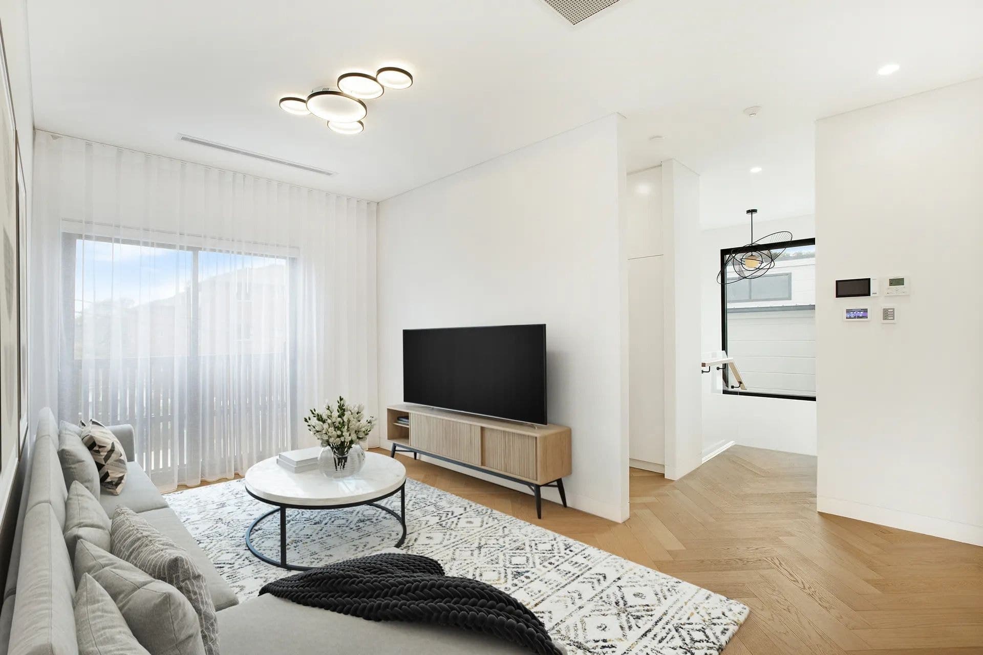 22 Livingstone Avenue, Botany - Thumbnail 4