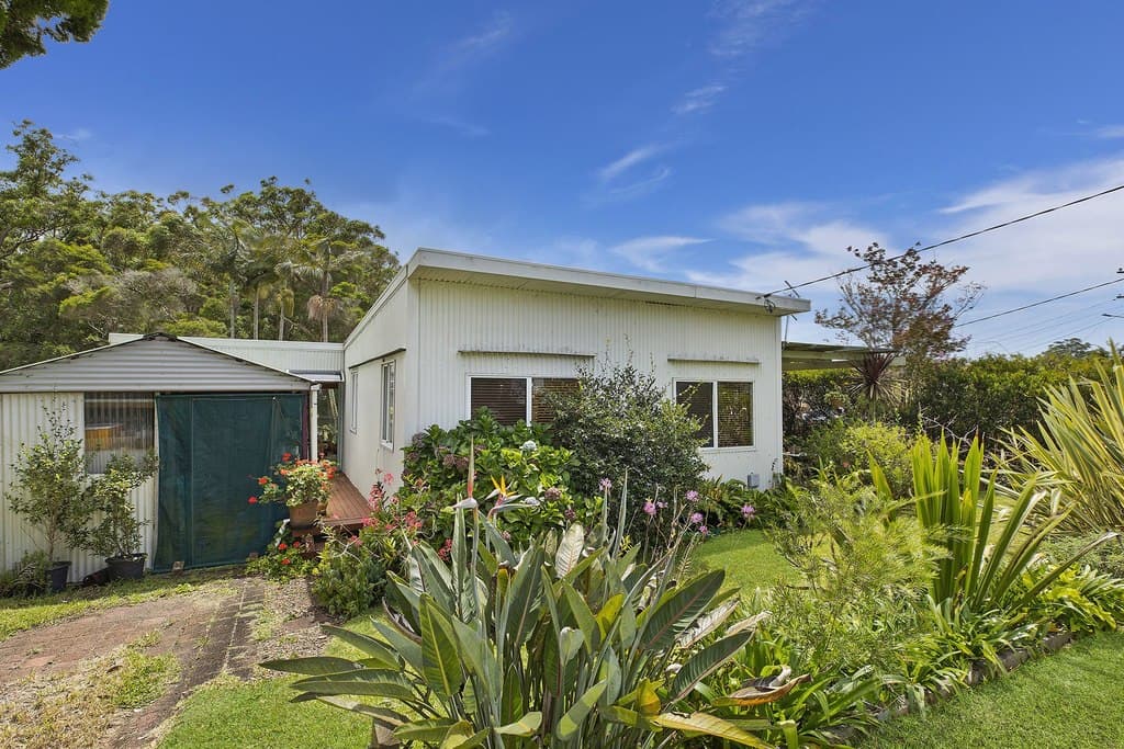 35 Bundilla Parade, Berkeley Vale - Image 1