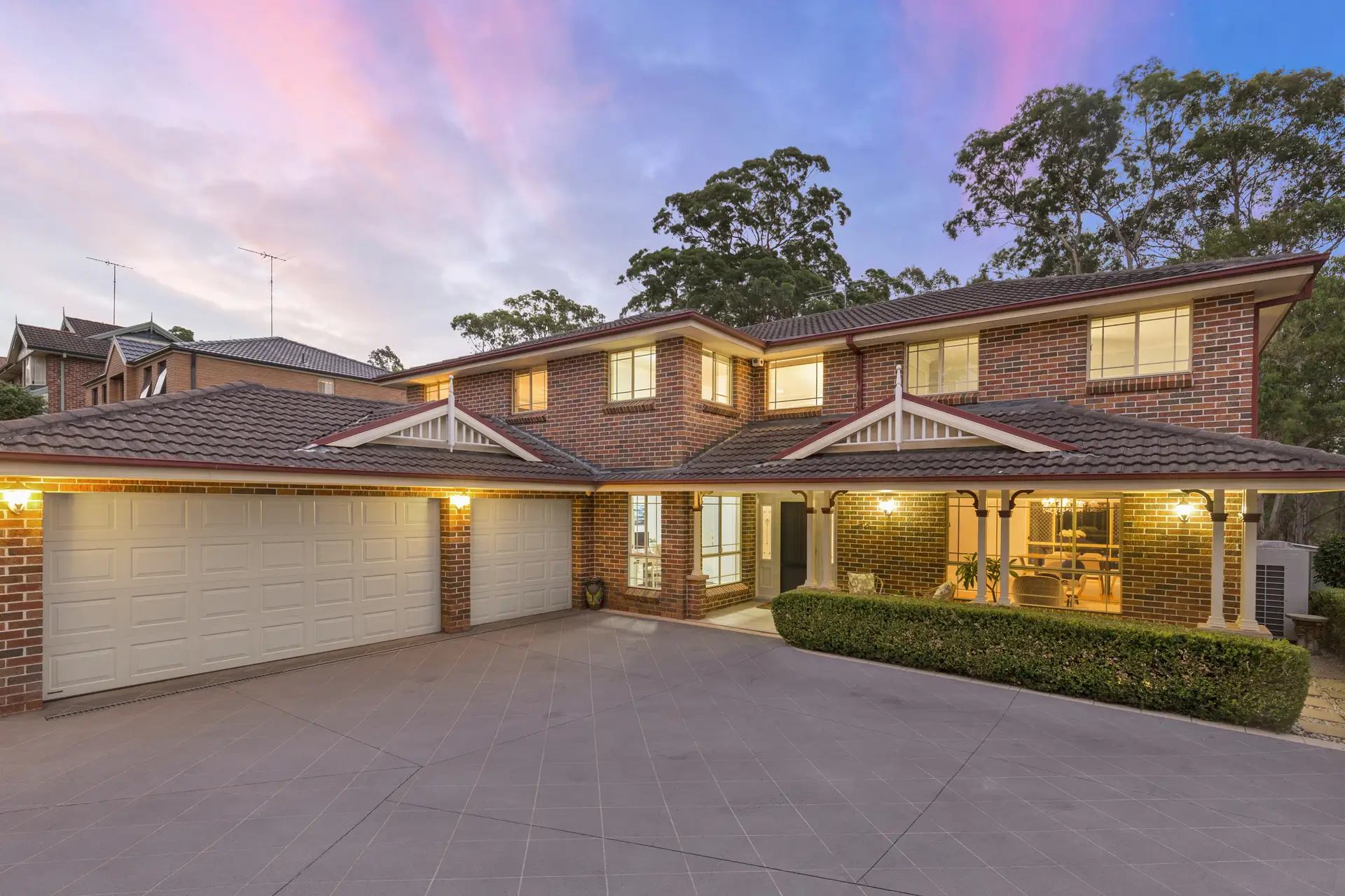 25 Broadoak Place, Castle Hill NSW, Castle Hill - Image 1