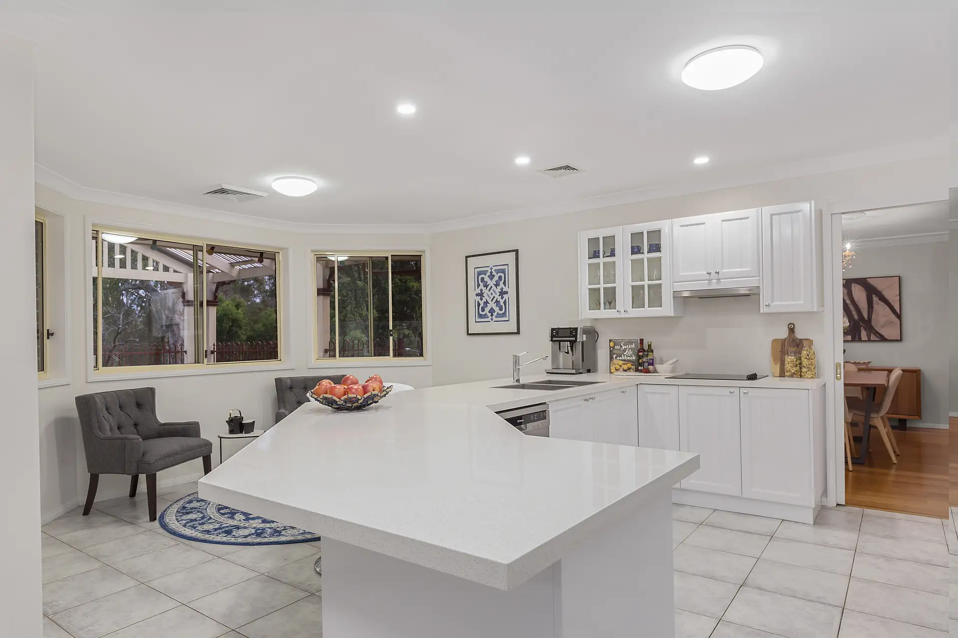 25 Broadoak Place, Castle Hill NSW, Castle Hill - Thumbnail 4