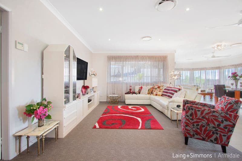 1/178 Marsh Street, Armidale, Greystanes - Thumbnail 2