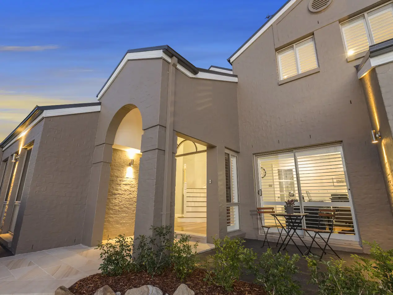 1 Carrbridge Drive, Castle Hill NSW, Castle Hill - Thumbnail 2