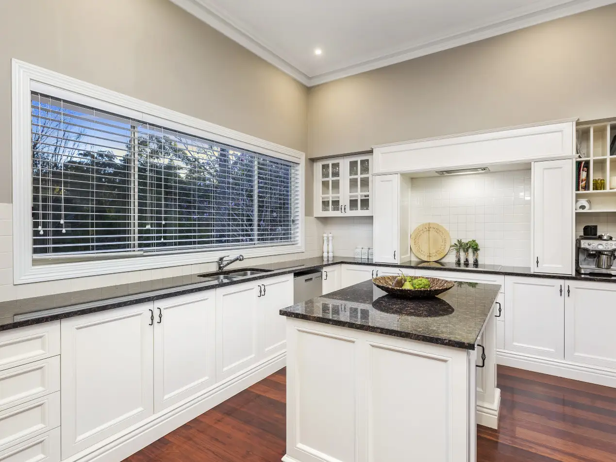 29 Pioneer Place, Castle Hill NSW, Castle Hill - Thumbnail 4