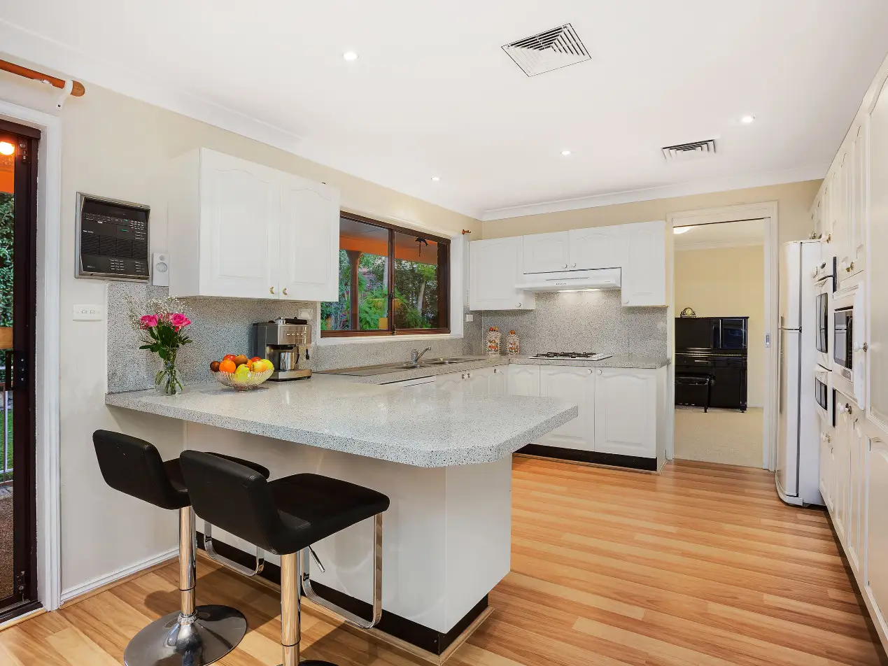 25 Mountain View Crescent, West Pennant Hills NSW, West Pennant Hills - Thumbnail 2