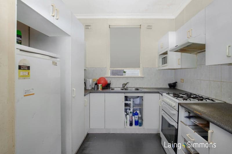 6/36-38																										Fifth Avenue
														
								Campsie, NSW 2194, Dundas Valley - Thumbnail 4