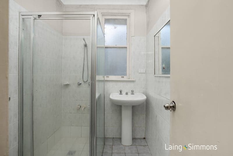 6/36-38																										Fifth Avenue
														
								Campsie, NSW 2194, Dundas Valley - Thumbnail 6