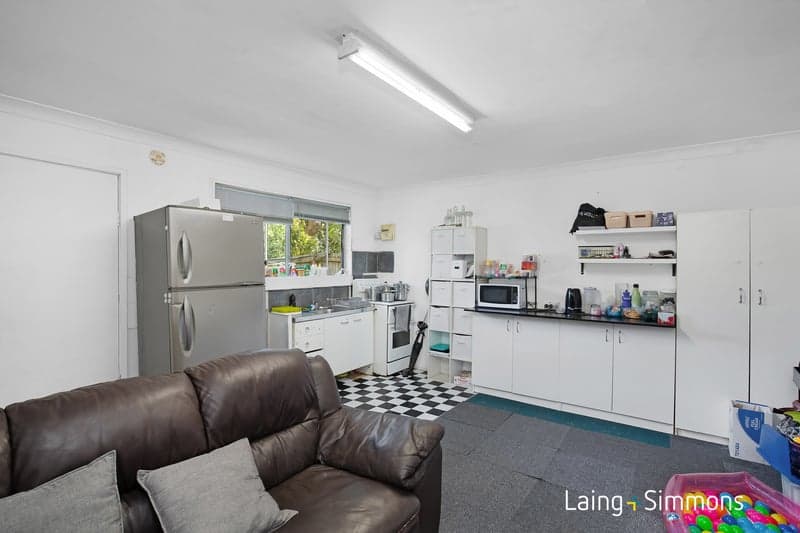 6/36-38																										Fifth Avenue
														
								Campsie, NSW 2194, Dundas Valley - Thumbnail 8