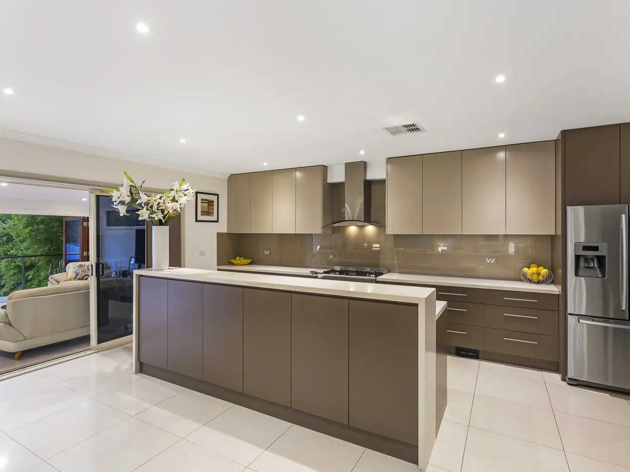 23 Woodstream Crescent, Kellyville NSW, Kellyville - Thumbnail 3