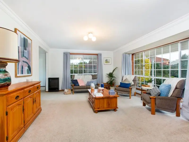 16 Duer Place, Cherrybrook NSW, Cherrybrook - Thumbnail 5
