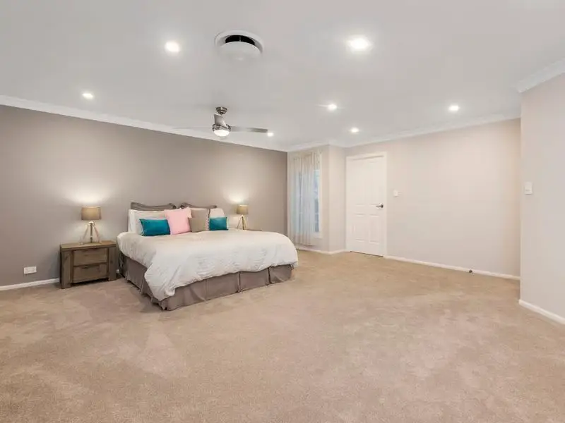 92 Gooraway Drive, Castle Hill NSW, Castle Hill - Thumbnail 6