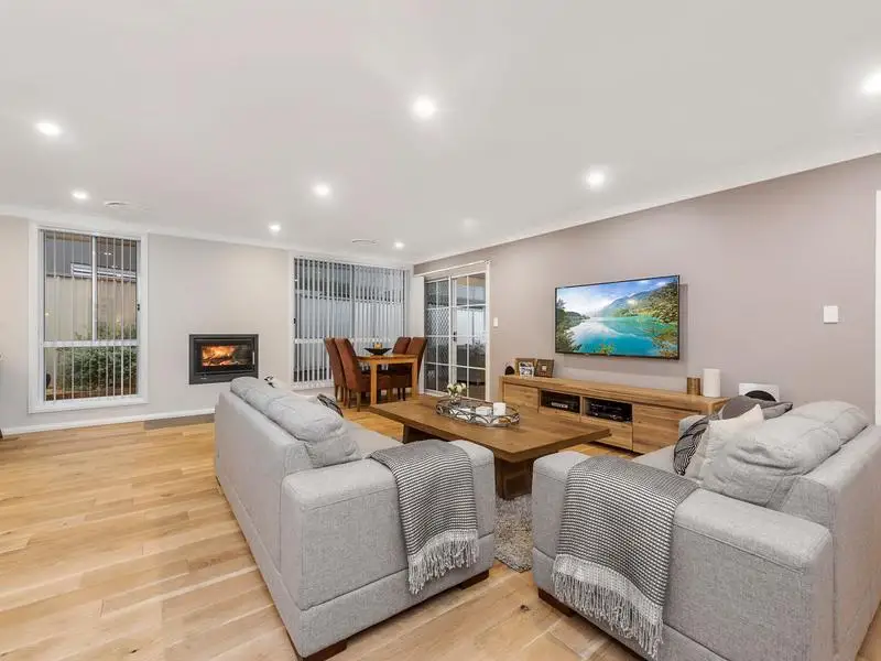 92 Gooraway Drive, Castle Hill NSW, Castle Hill - Thumbnail 7