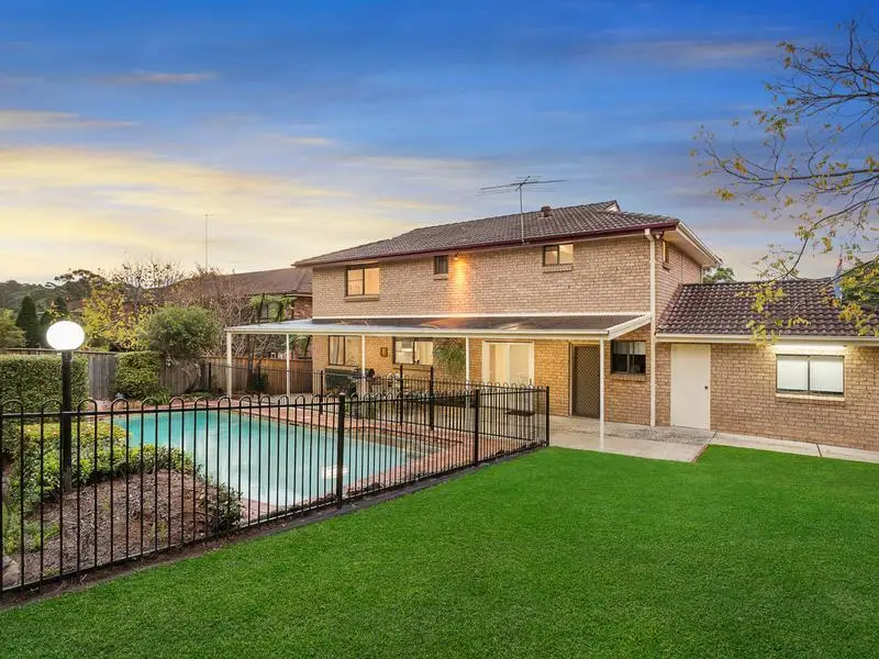 16 Barry Place, Cherrybrook NSW, Cherrybrook - Thumbnail 4