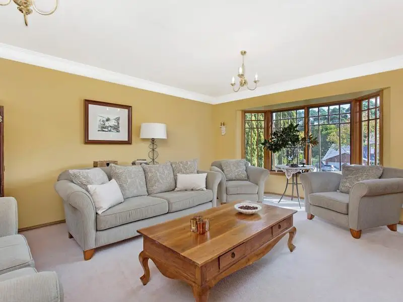 12 Longworth Crescent, Castle Hill NSW, Castle Hill - Thumbnail 3