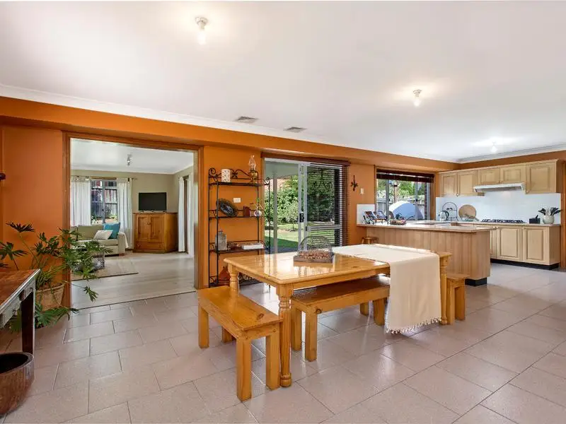 12 Longworth Crescent, Castle Hill NSW, Castle Hill - Thumbnail 5