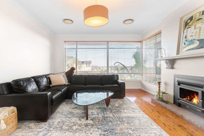 8 Roscommon Crescent, Killarney Heights, Killarney Heights - Thumbnail 6