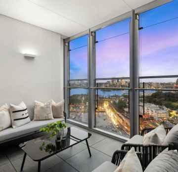 28B/2 Watermans Qy, Just Listed - Image 1