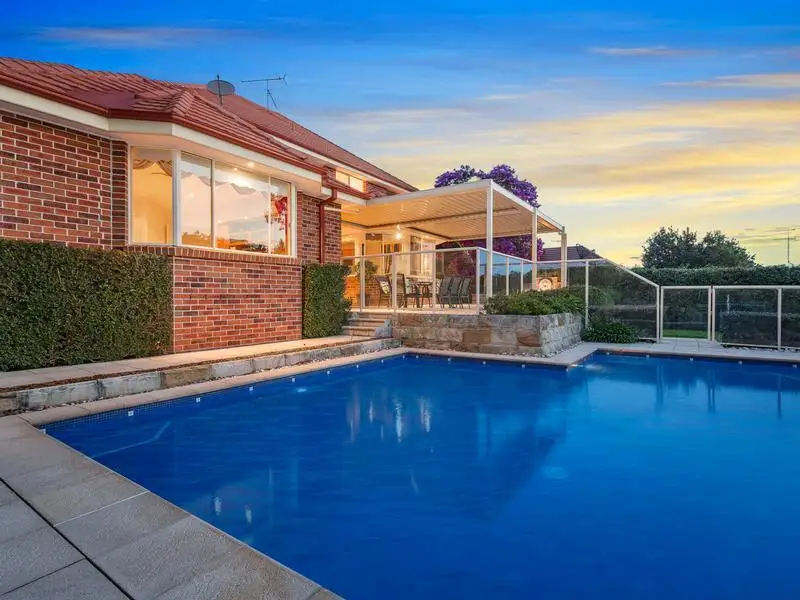 12 Carrbridge Drive, Castle Hill NSW, Castle Hill - Thumbnail 4