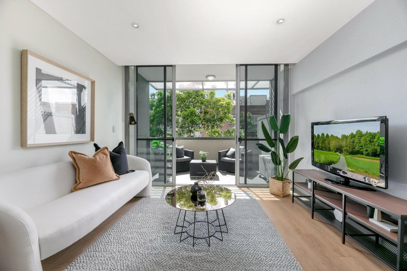 27/27-41 Wyndham St, Just Listed - Image 1
