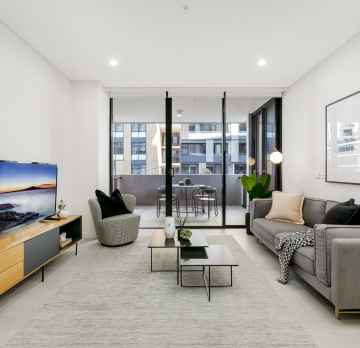 211/3 Finch Dr, Just Listed - Image 1