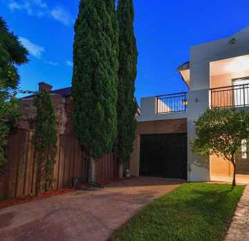 8A Miles St, Just Listed - Image 1