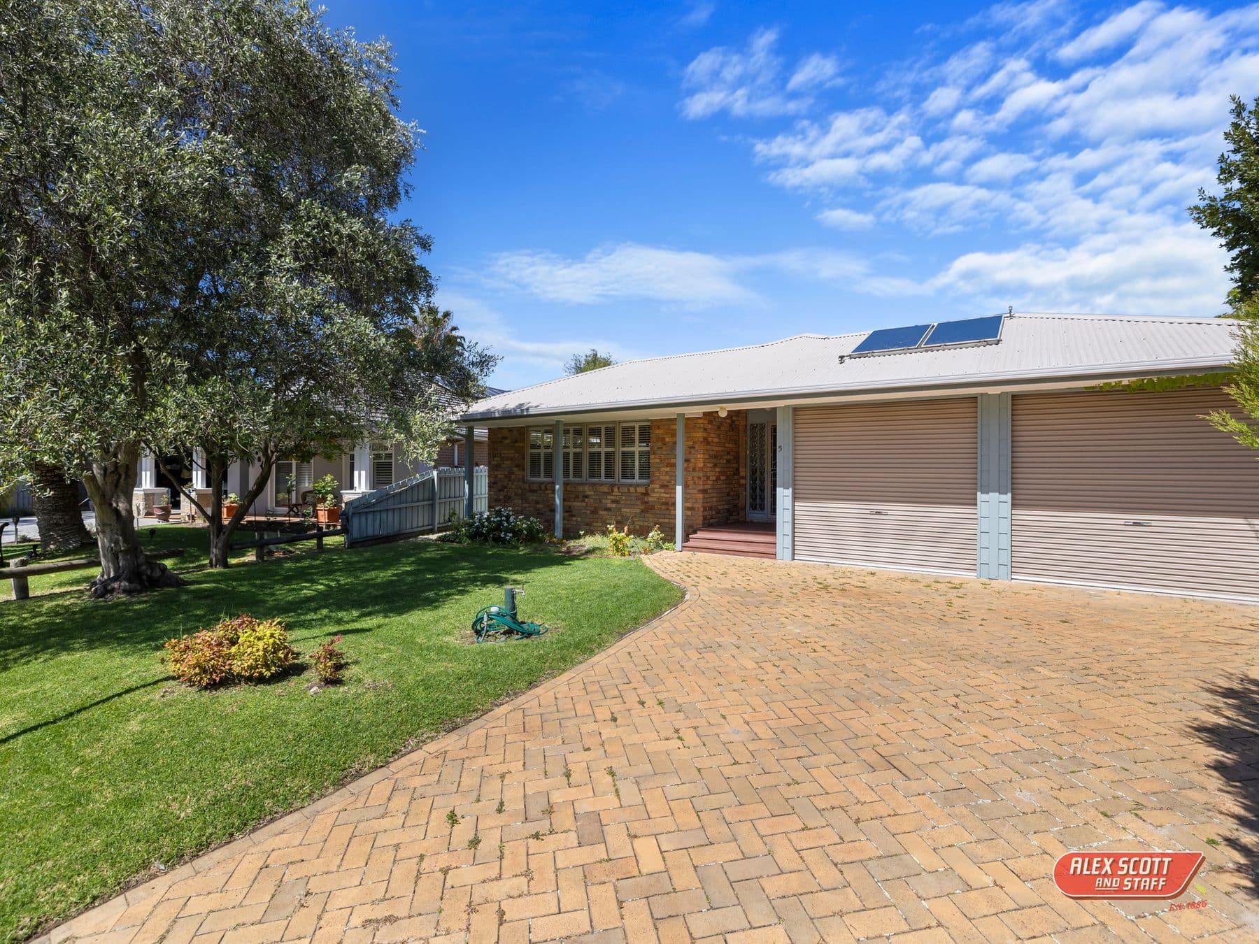 5 Elsford Close, Cowes, Cowes - Thumbnail 2