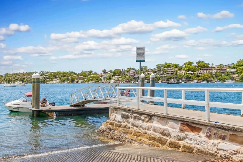 2 Hood Street, Miranda, St Clair - Thumbnail 8