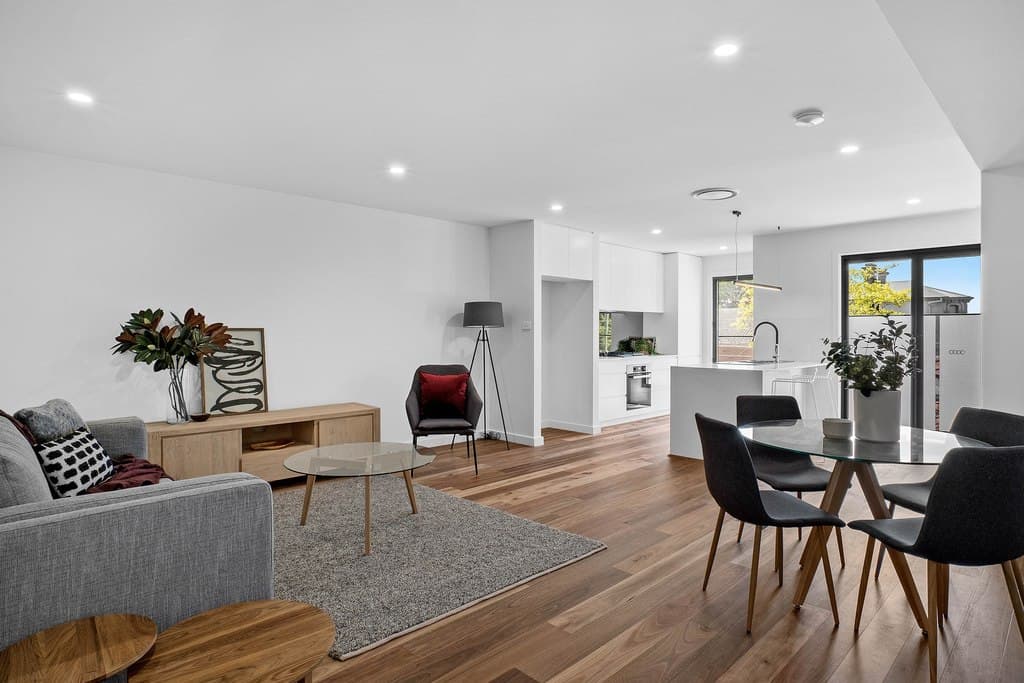1/117 Albert Street, Islington - Image 1