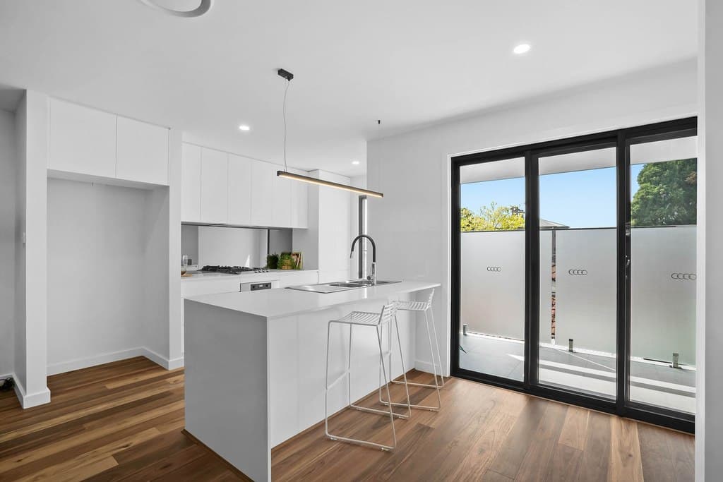 1/117 Albert Street, Islington - Thumbnail 3